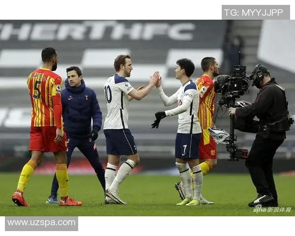 西布朗维奇迎战热刺展现英超激烈对抗与精彩瞬间